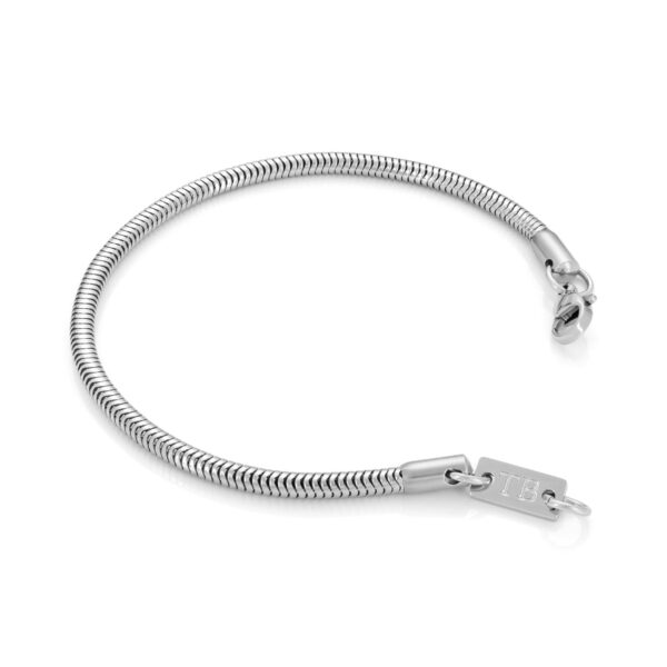 Pulseira masculina Fresno estilo minimalista em produzida em aço inoxidável pela marca Twobrothers.