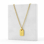 Seattle Men's Golden Necklace with Personalized Medal - Image 3