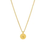 necklace for women in golden stainless steel with a personalized medal
